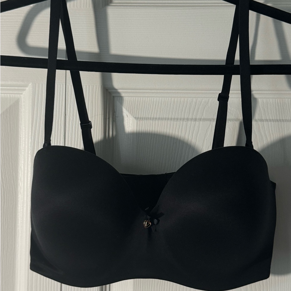 Victorias secret body by Victoria bra